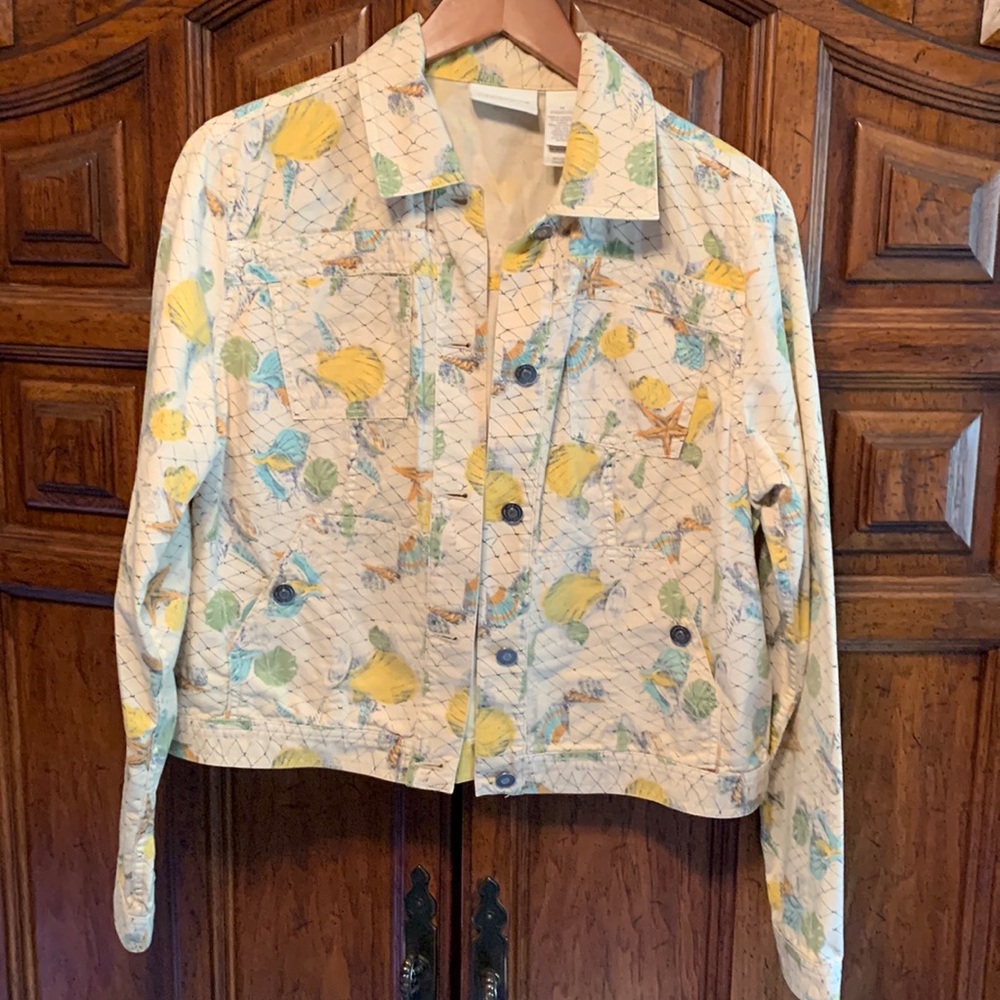 Liz Claiborne Beach Seashell light Jacket Size Medium
